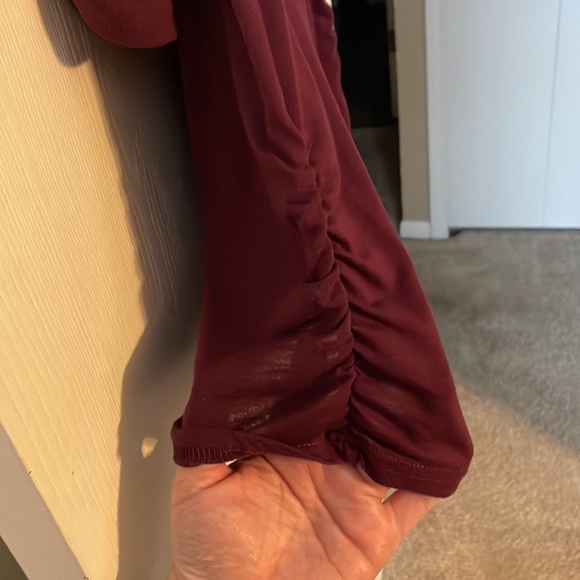 Vanity Wine color 3/4 sleeve shirt w/lace - Picture 5 of 6